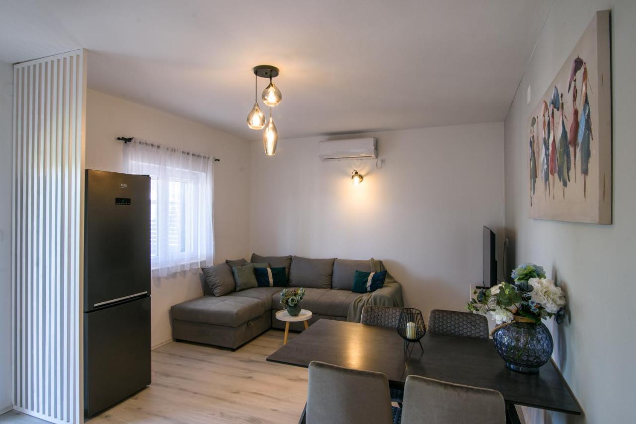 Luxury Apartment Hajdi Трогір Екстер'єр фото