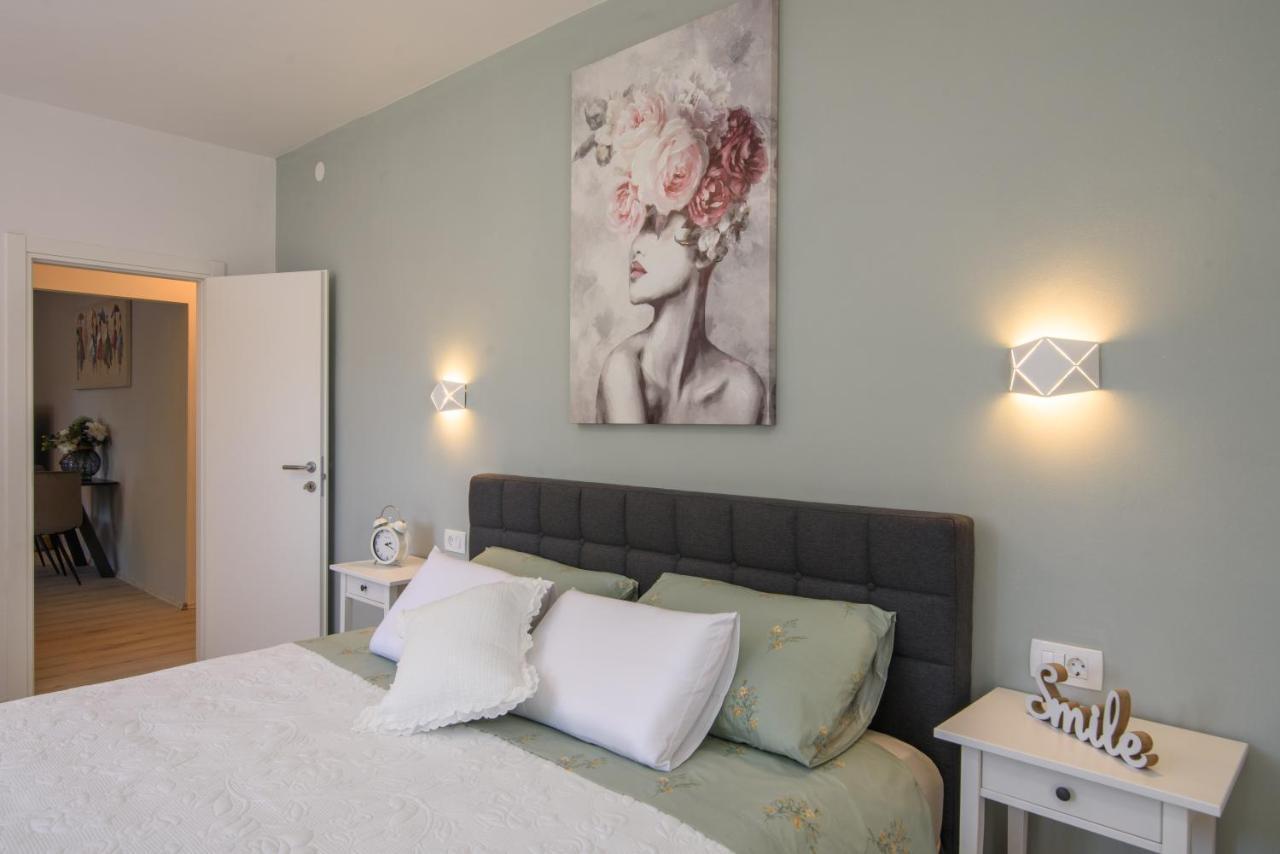 Luxury Apartment Hajdi Трогір Екстер'єр фото